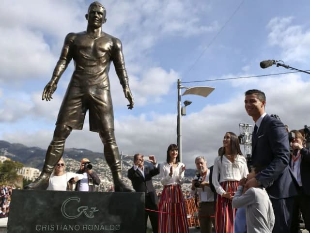 Gdzie urodził się Cristiano Ronaldo? Zaskakujące fakty o Funchal Gdzie urodził się Cristiano Ronaldo? Zaskakujące fakty o Funchal