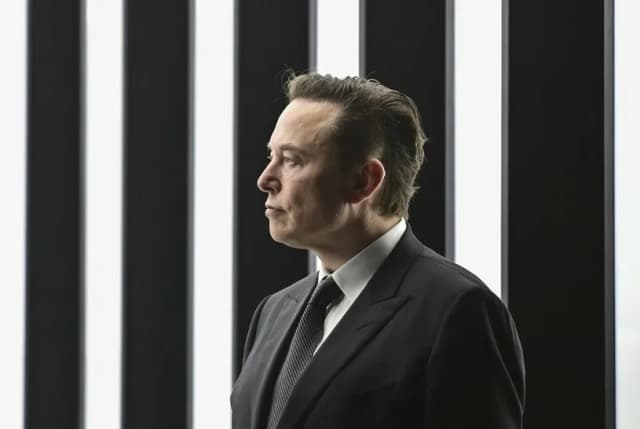 Elon Musk kim jest? Poznaj jego niezwykłe osiągnięcia i życie Elon Musk kim jest? Poznaj jego niezwykłe osiągnięcia i życie