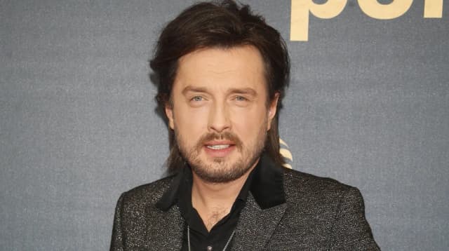 Czy Piotr Cugowski ma żonę? Zaskakujące fakty o jego życiu osobistym Czy Piotr Cugowski ma żonę? Zaskakujące fakty o jego życiu osobistym